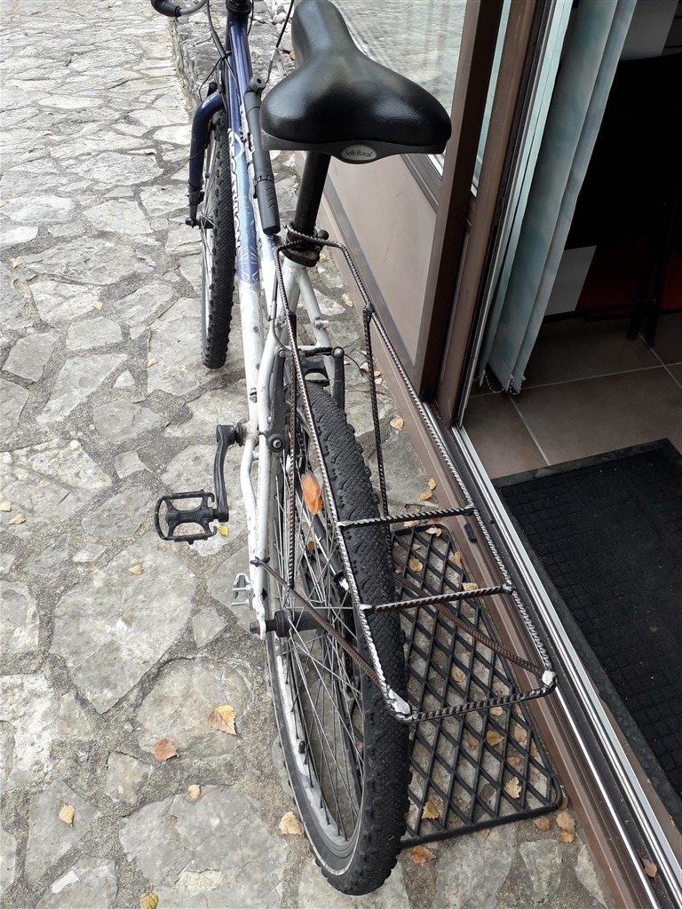 le vélo avec porte bagage